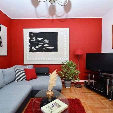Artsy Apartment Klis Luaran gambar